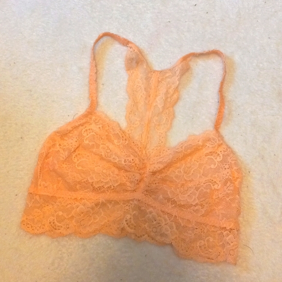 NWOT PINK Victoria's Secret Light Pink Bralette - Picture 1 of 4